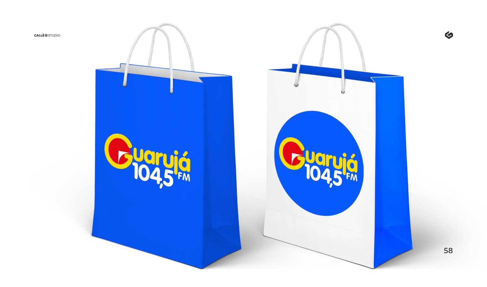 Sacolas com a marca Guarujá FM